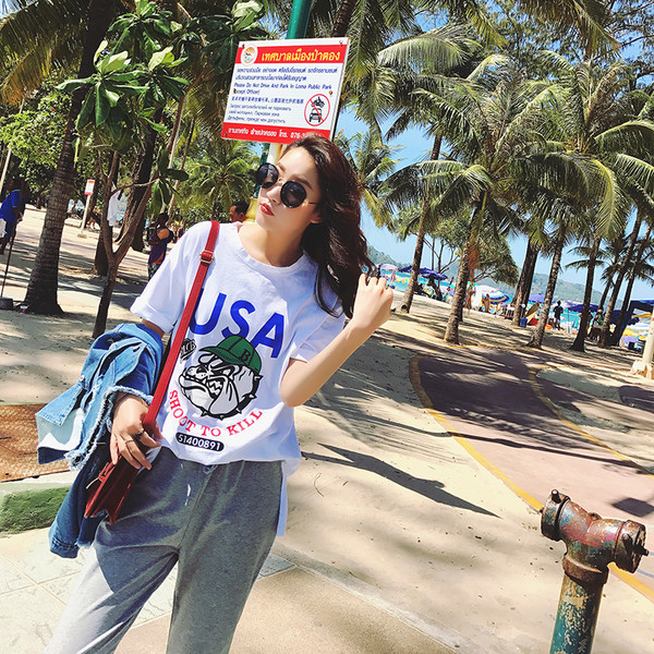 Μοντέρνο πουκάμισο με κοντά μανίκια σε μαύρο και άσπρο