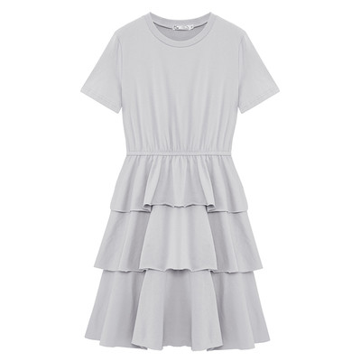 Καθημερινά κυρίες μαύρο φόρεμα με κοντά μανίκια και πιέτες κάτω τμήμα