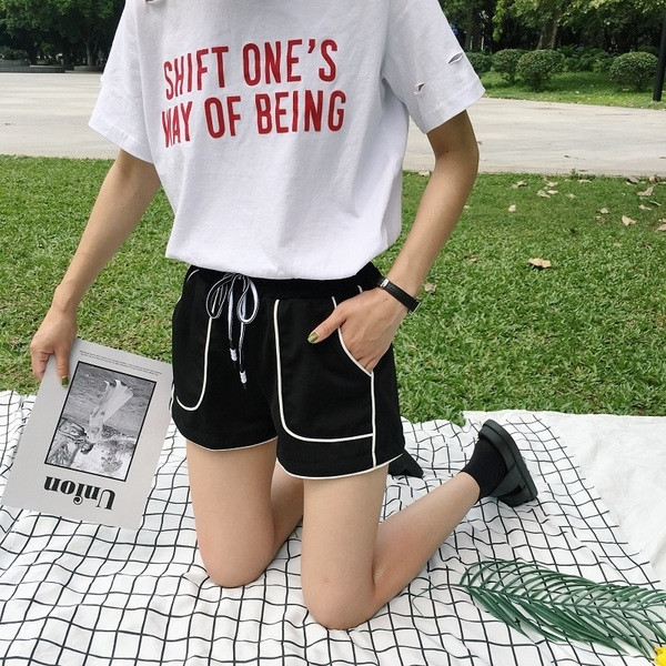 Οι γυναίκες σύντομο άθλημα shortichki