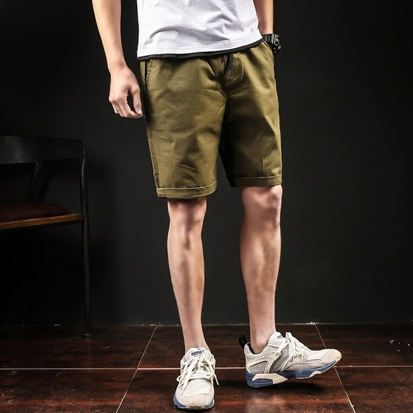 Удобни мъжки панталони подходящи за спорт и ежедневие