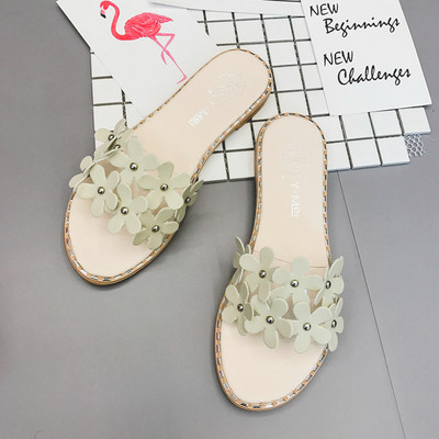 Καθημερινές πολύ όμορφες γυναικείες παντόφλες με λουλούδια