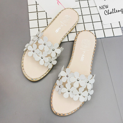 Καθημερινές πολύ όμορφες γυναικείες παντόφλες με λουλούδια