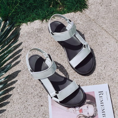 Ежедневни ниски сандалки с неплъзгаща се подметка в два цвята