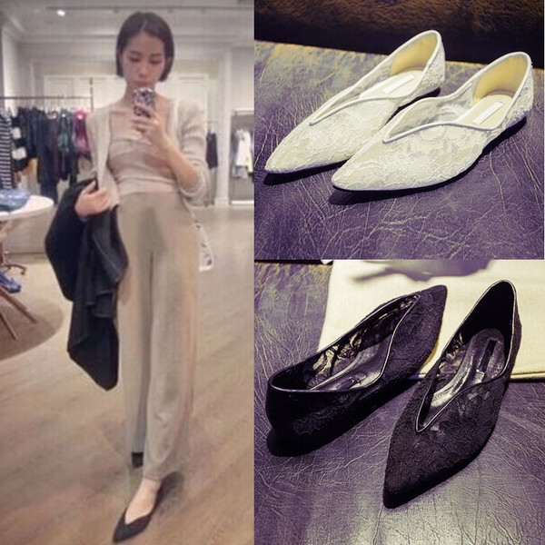 Много нежни дамски обувки с дишаща дантела в два цвята