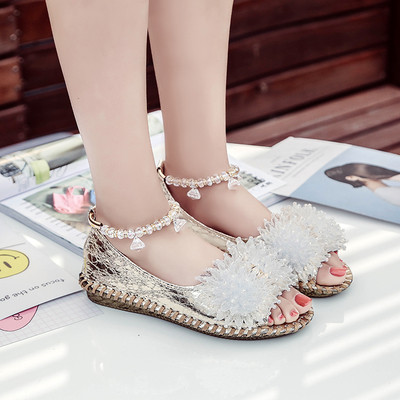 Εξαιρετικά γυναικεία παπούτσια σε ριγέ μοτίβα