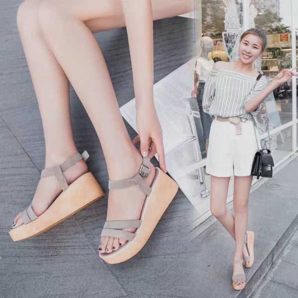 Καθημερινά κυρίες σανδάλια υψηλής σόλας σε δύο χρώματα