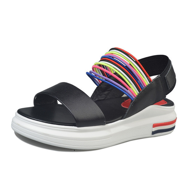 σανδάλια από πλαστικό εξαιρετικά άνετα κυρίες με τα πολύχρωμα λουριά σε μαύρο και άσπρο