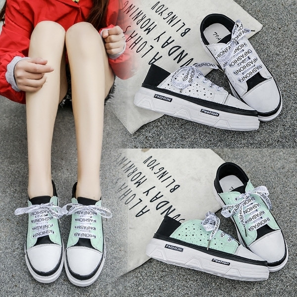 Άνετα γυναικεία παπούτσια με πολύχρωμους δεσμούς