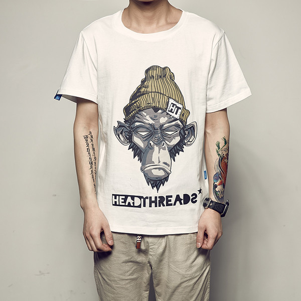 περιστασιακή μπλούζα ανδρών με μια πολύ ενδιαφέρουσα εφαρμογή (μαϊμού)