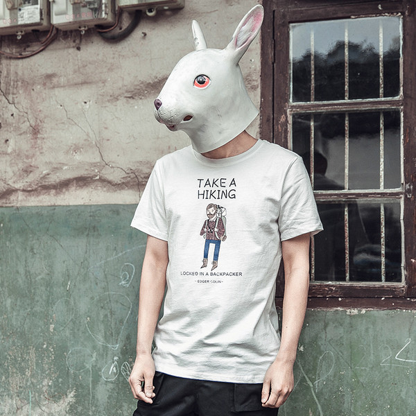 περιστασιακό πουκάμισο άνδρες με κοντά μανίκια και την επιγραφή «Πάρτε μια πεζοπορία»