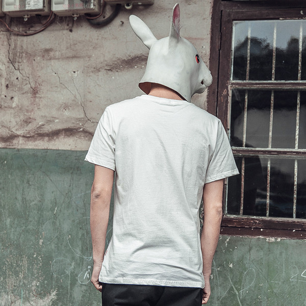 περιστασιακό πουκάμισο άνδρες με κοντά μανίκια και την επιγραφή «Πάρτε μια πεζοπορία»