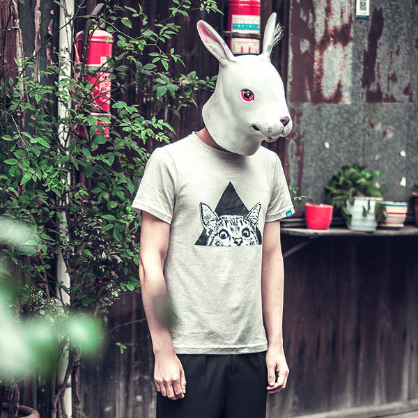 shirt πραγματική πολλά φρέσκα άνδρες με κοντά μανίκια σε τρία διαφορετικά χρώματα