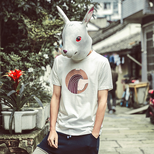 πουκάμισο Τρέχουσα άνδρες με κοντά μανίκια και ένα διασκεδαστικό εκτύπωσης