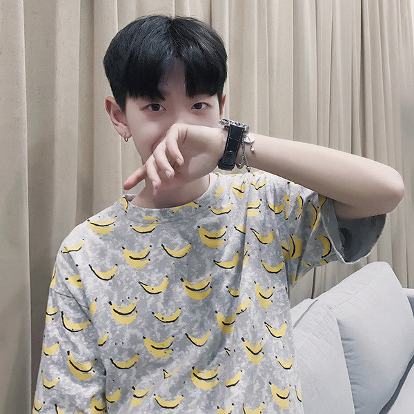 κοντό μανίκι T-shirt πολύ φρέσκο ​​καλοκαίρι ανδρών με κίτρινο banancheta