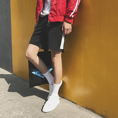 Κομψή σορτς σε πολλά διαφορετικά χρώματα