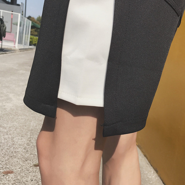 Κομψή σορτς σε πολλά διαφορετικά χρώματα