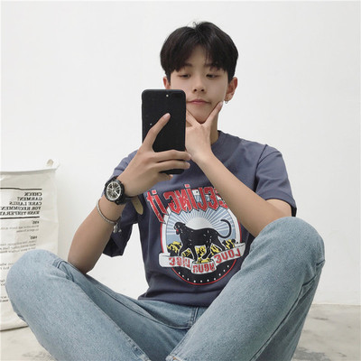 Τρέχουσα ευρεία πουκάμισο Νέα Γενιά σε τέσσερα διαφορετικά χρώματα