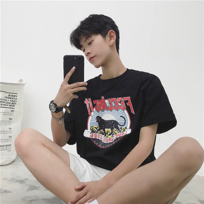 Τρέχουσα ευρεία πουκάμισο Νέα Γενιά σε τέσσερα διαφορετικά χρώματα