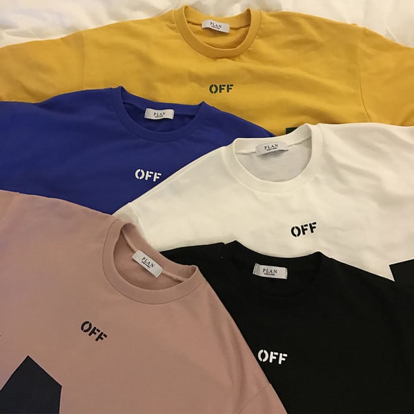 Μεγάλη ευρεία αρσενικό T-shirt σε διάφορα χρώματα