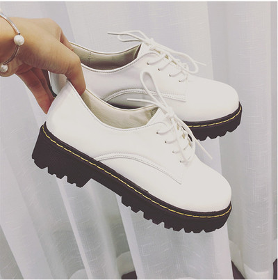 Γυναικεία αθλητικά κομψά παπούτσια με ψηλή σόλα σε δύο χρώματα