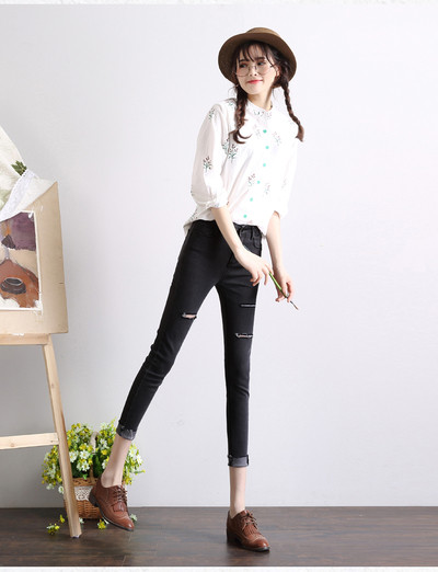 Страхотни "slim fit" модерни разкъсани дамски дънки