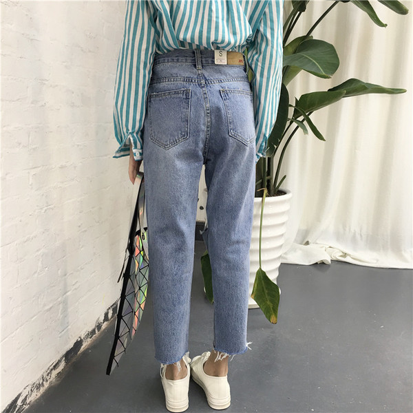 Много шик дамски дънки от типа "Boyfriend"