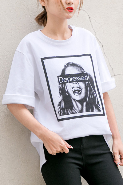 Модерна дамска широка тениска с надпис