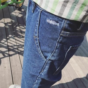 Модерни мъжки дънки за пролетта и лятото - 2 модела