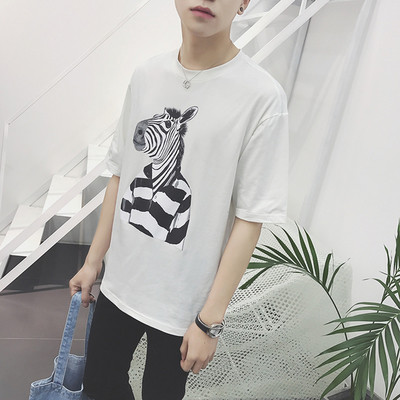 Модерна памучна блуза с илюстрирана зебра в бял и черен цвят