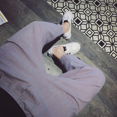 Страхотни ежедневни мъжки панталони в няколко цвята