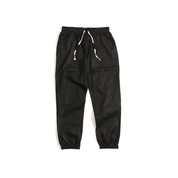 Спортно-елегантен мъжки изчистен панталон