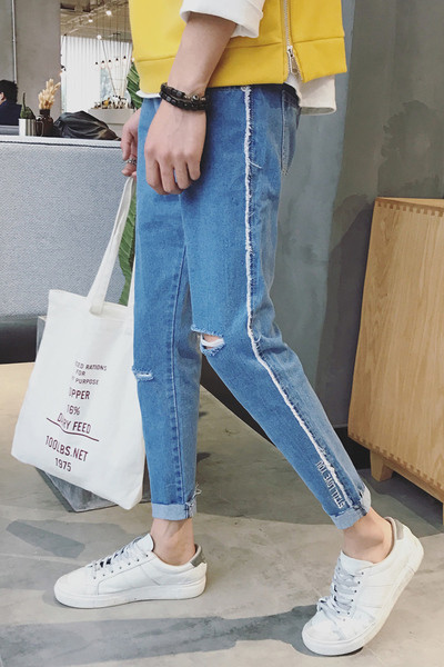 Страхотни мъжки дънкови панталони тип "slim fit"