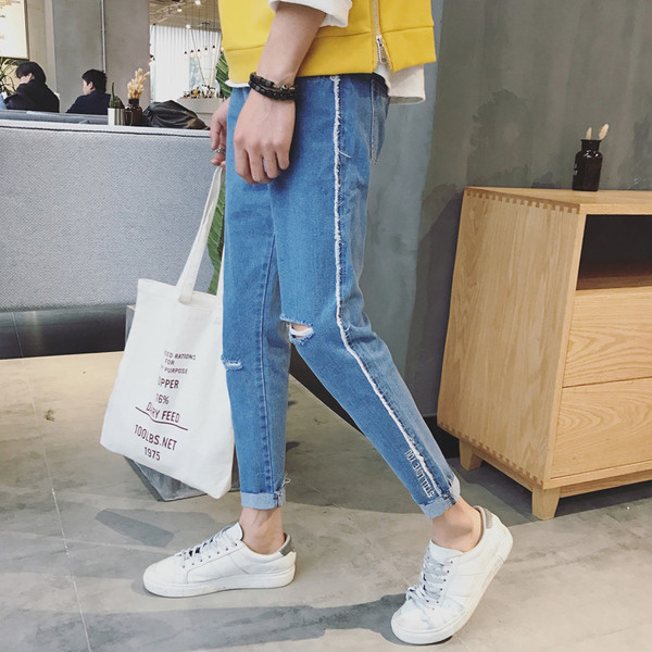 Страхотни мъжки дънкови панталони тип "slim fit"