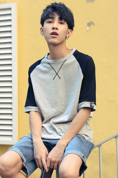 Мъжка спортно-елегантна тениска с широк ръкав