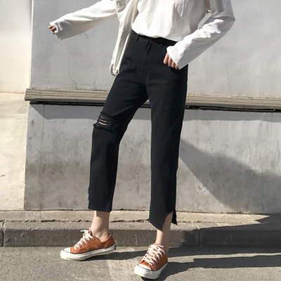 Дамски дънки с цепка на коляното и висока талия