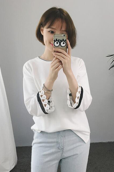 Μεγάλη άθλημα-κομψές κυρίες μπλούζα με κέντημα στα μανίκια