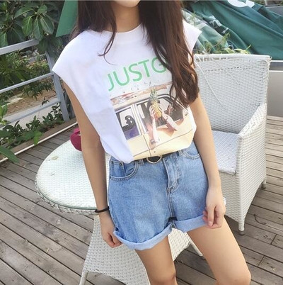 Стилен дамски потник с апликация в два цвята