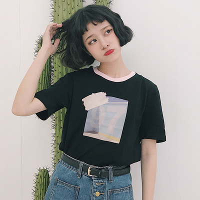 Страхотна дамска тениска с апликация в два цвята