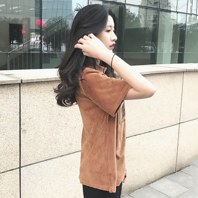 Страхотна кадифена дамска тениска с къс ръкав в два цвята