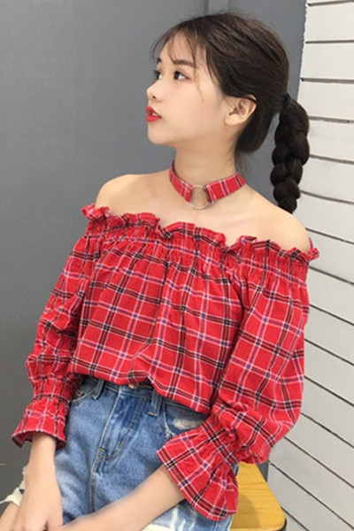 Страхотна дамска карирана блуза с паднало рамо и широк ръкав в два цвята