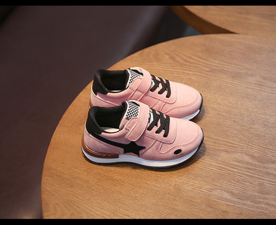 Детски обувки за момче и момиче в три цвята