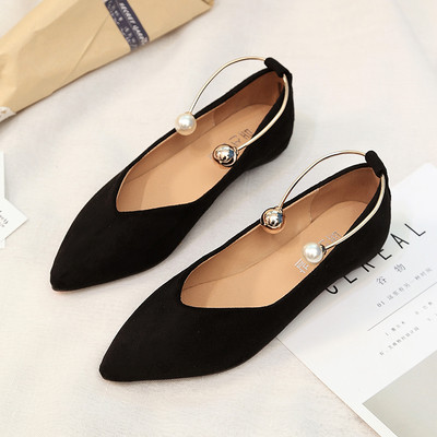 Πολύ όμορφα αθλητικά κομψά γυναικεία παπούτσια με μαργαριτάρι