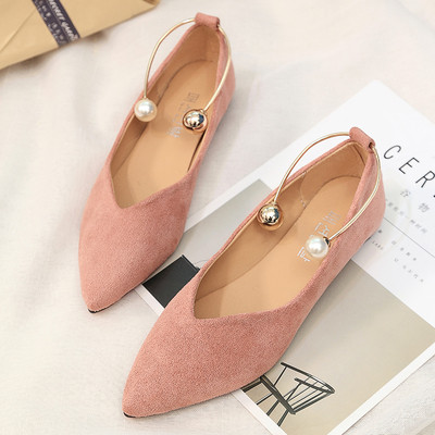 Πολύ όμορφα αθλητικά κομψά γυναικεία παπούτσια με μαργαριτάρι