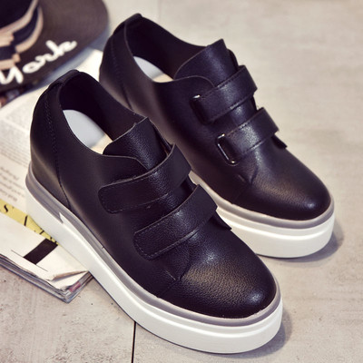 Γυναικεία παπούτσια με ψηλή πλατφόρμα