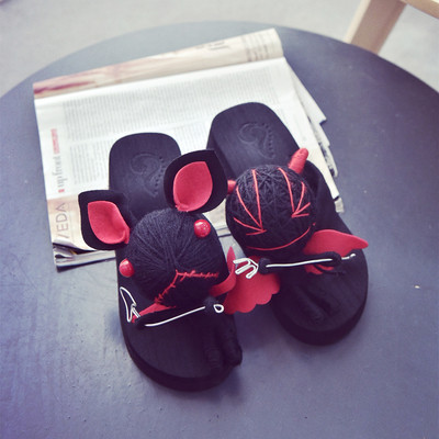 Πολύ ενδιαφέρουσες Γυναικείες παντόφλες