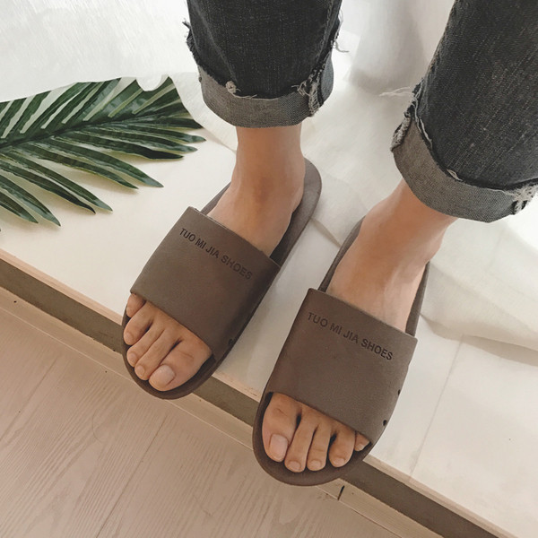 Много стилни микрофибърни мъжки чехли 