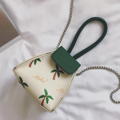 Νέα υπερσύγχρονα γυναικεία καθημερινή τσάντα με λαβή με τον ώμο σε διάφορα χρώματα