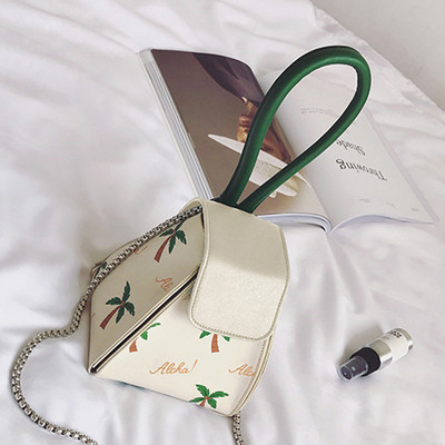 Νέα υπερσύγχρονα γυναικεία καθημερινή τσάντα με λαβή με τον ώμο σε διάφορα χρώματα