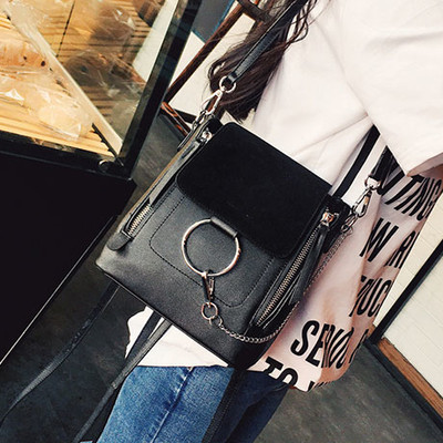 Πρακτική κυρίες μίνι τσάντα σε τρία χρώματα και μακριά λαβή