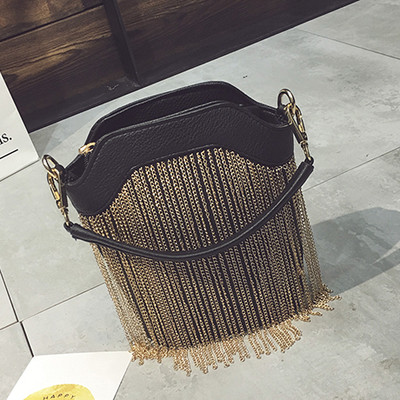 Μεγάλη κυρίες δερμάτινη τσάντα με κρόσσια